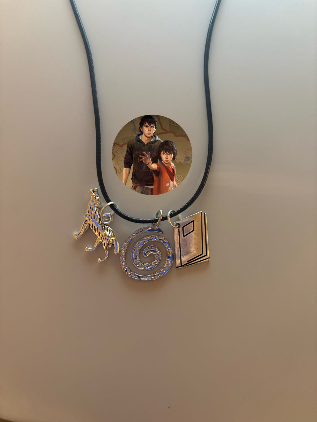 Life is Strange 2 video game inspired handmade necklace