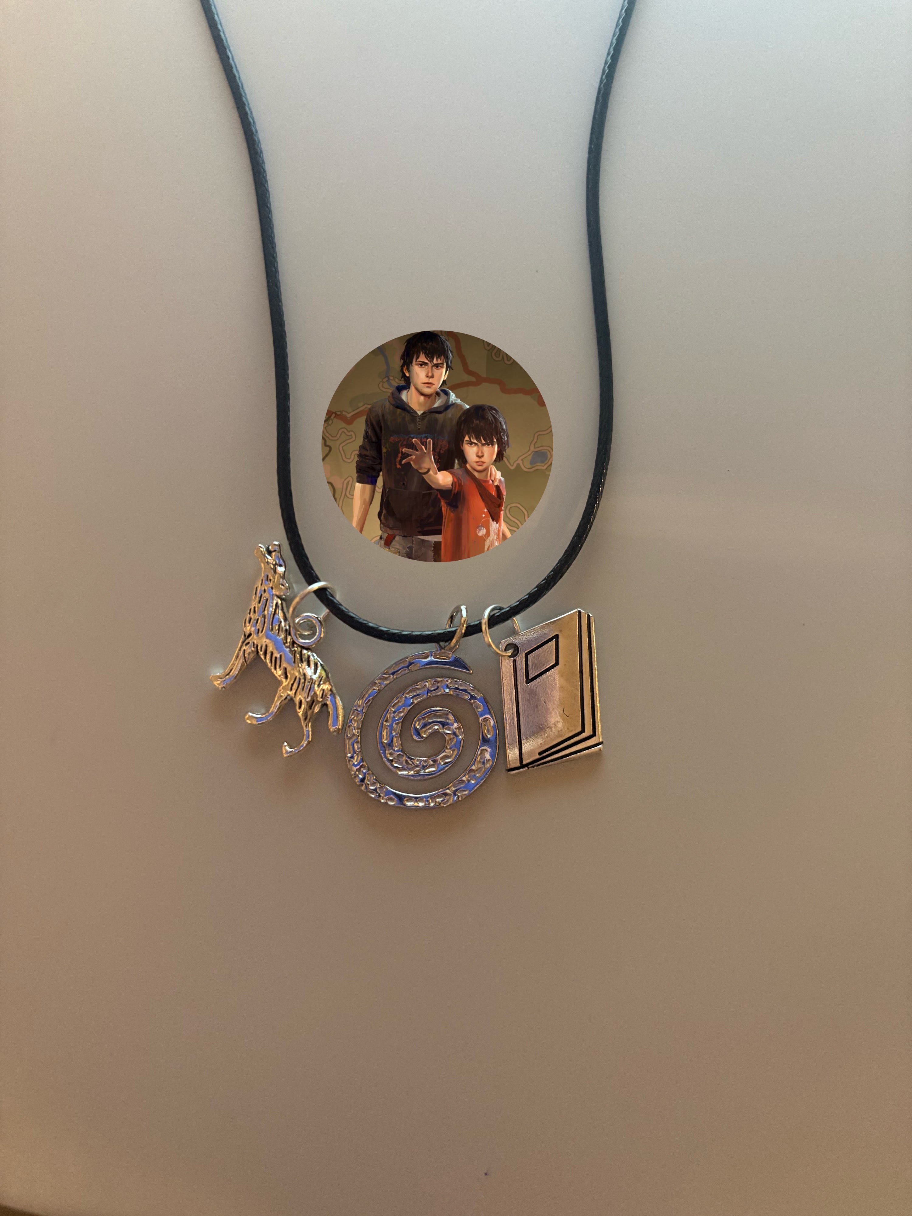 Life is Strange 2 video game inspired handmade necklace
